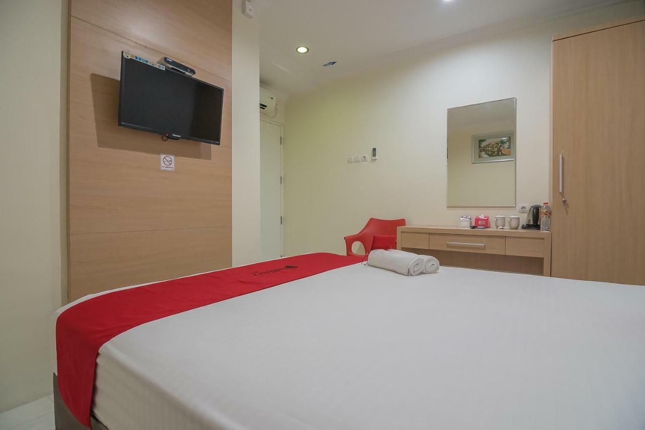 Reddoorz Near Mt Haryono Semarang Ξενοδοχείο Εξωτερικό φωτογραφία