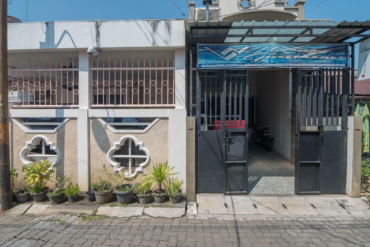 Reddoorz Near Mt Haryono Semarang Ξενοδοχείο Εξωτερικό φωτογραφία