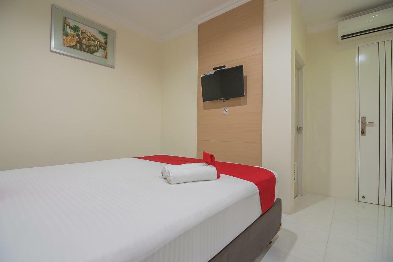 Reddoorz Near Mt Haryono Semarang Ξενοδοχείο Εξωτερικό φωτογραφία
