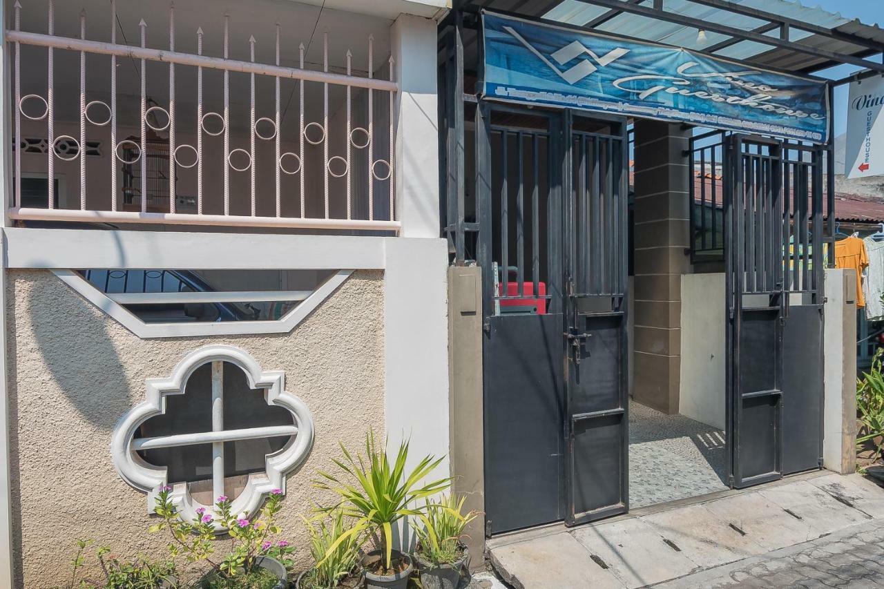 Reddoorz Near Mt Haryono Semarang Ξενοδοχείο Εξωτερικό φωτογραφία